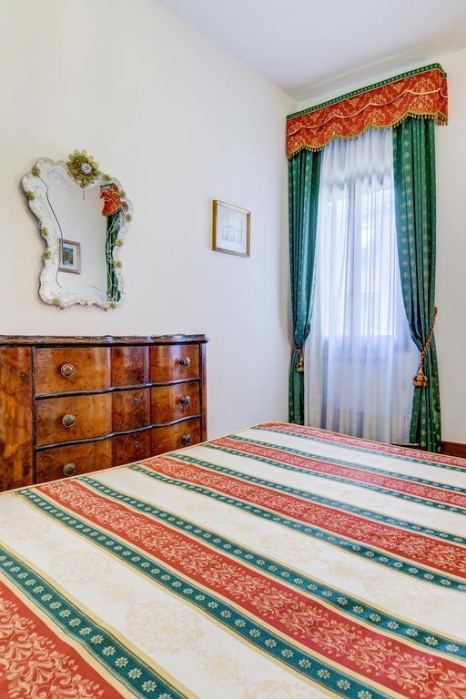 Ca' Derai Daire Venedik Oda fotoğraf